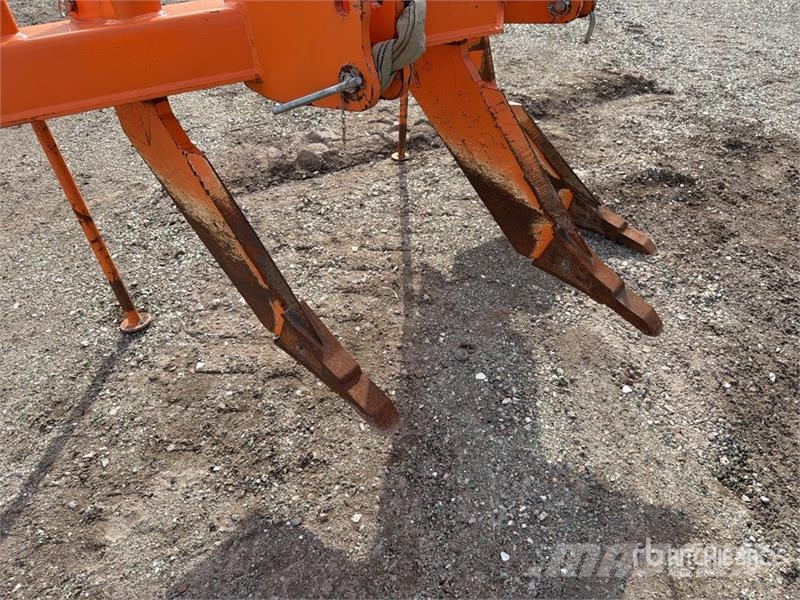  Mila MG3-5R30 1250 mm 3-Point 3 Shank Decompacteur ماكينات وملحقات زراعة أخرى
