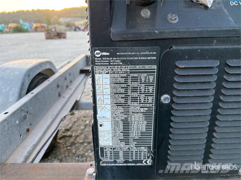Miller 400 CX Poste A Souder Engine Driven Welder 焊接機