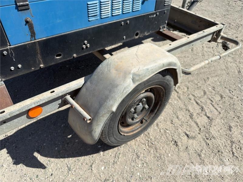 Miller 400 XCC Poste A Souder Engine Driven Welder 焊接機