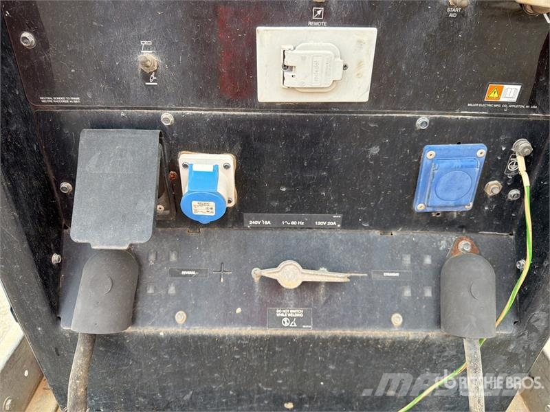 Miller BIG BLUE 500XCC Groupe De Soudre Engine Driven Wel Μηχανές συγκόλλησης