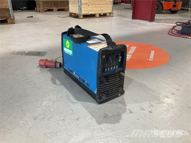Miller Electric Maxstar 280 Mobile TIG Electric Welder Welding machines