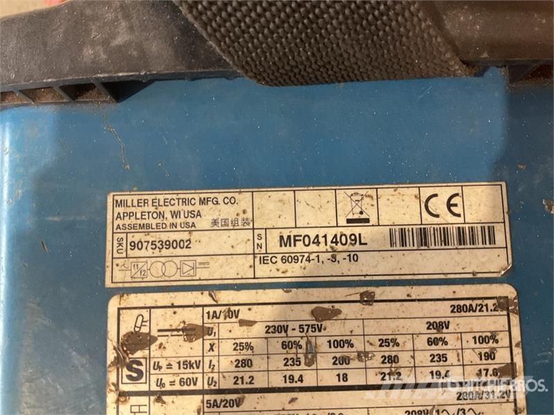 Miller Electric Maxstar 280 Mobile TIG Electric Welder Welding machines