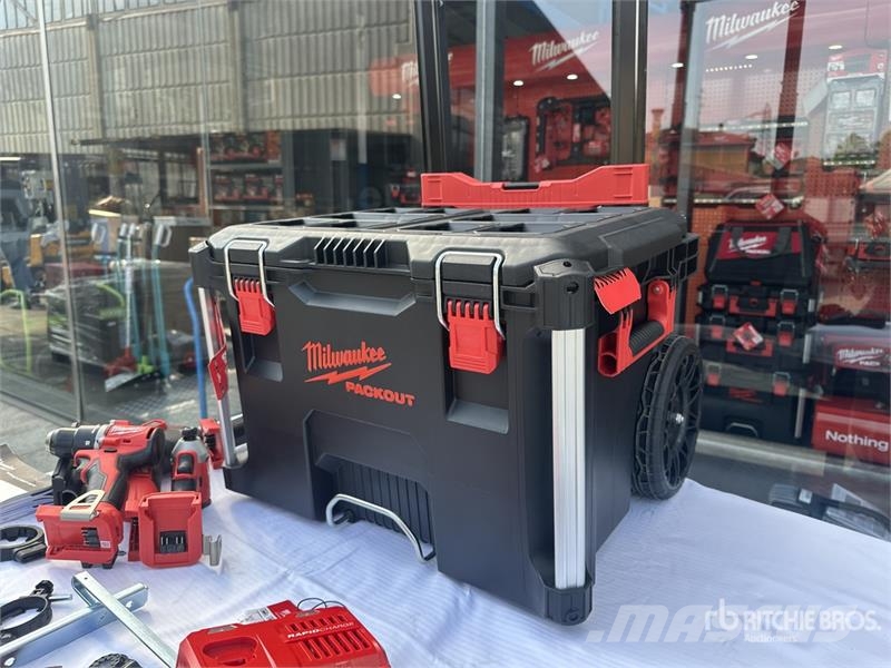 MILWAUKEE M18 BLCPP5A Qty of Equipment Tool Cabinet (Unused) Entreprenad - Övrigt