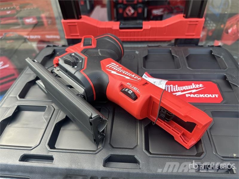MILWAUKEE M18 BLCPP5A Qty of Equipment (Unused) Ostale komponente za građevinarstvo