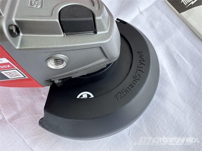 MILWAUKEE M18 FPP3AK Qty of Equipment (Unused) Άλλα εξαρτήματα