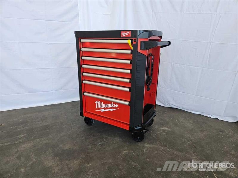 MILWAUKEE SRC 30-1 Big Professional Red Black Tool Cabinet ( Sonstige Baumaschinen