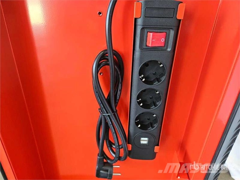 MILWAUKEE SRC 30-1 Big Professional Red Black Tool Cabinet ( Sonstige Baumaschinen