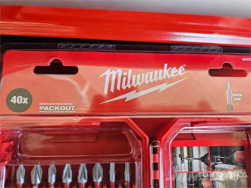 MILWAUKEE SRC 30-1 Big Professional Red Black Tool Cabinet ( Entreprenad - Övrigt