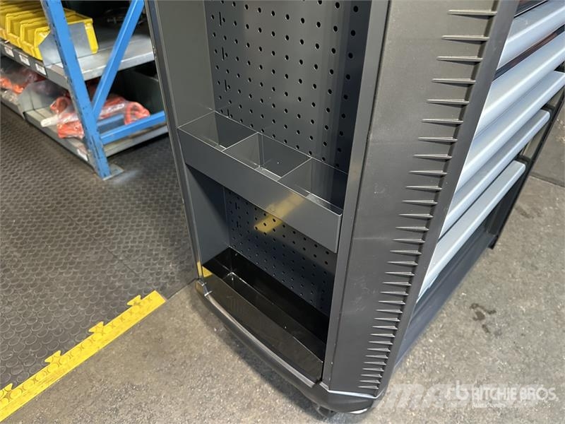 MILWAUKEE SRC 30/7-2 Big Professional Black Tool Cabinet (Un Entreprenad - Övrigt