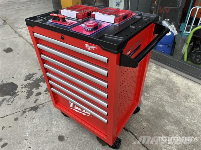 MILWAUKEE SRC27/7-1 Red Black Professional Tool Cabinet (Unu Sonstige Baumaschinen