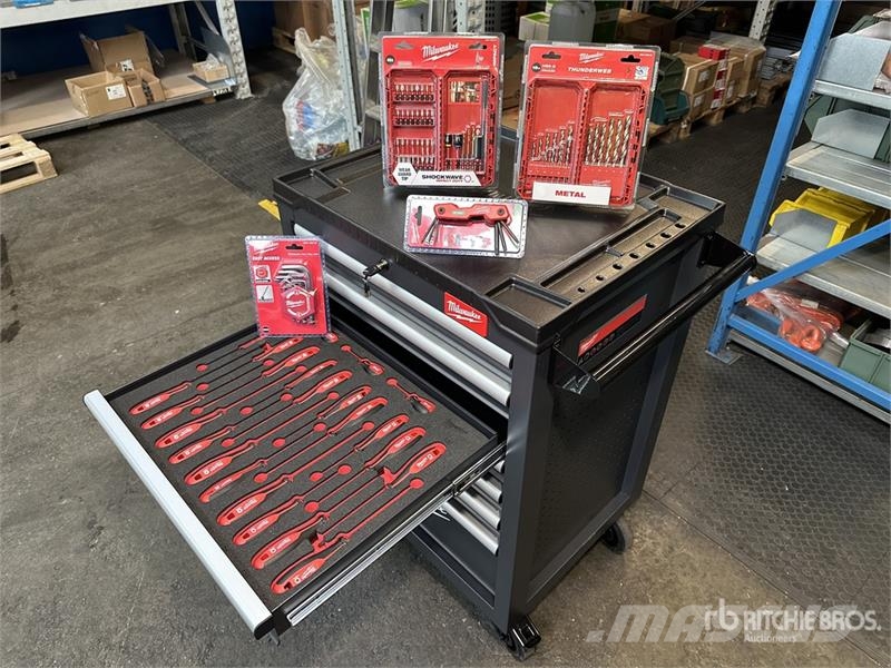 MILWAUKEE SRC27/7-2 Professional Black Tool Cabinet (Unused) Entreprenad - Övrigt