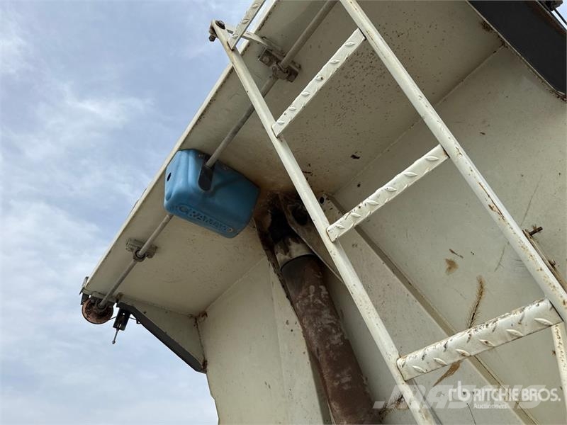 Minerva M1 Tri/A End Dump Trailer Tipper trailers