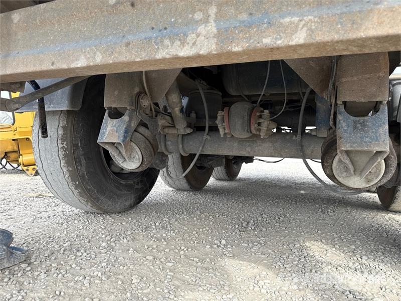Minerva M1 Tri/A End Dump Trailer Tipper trailers