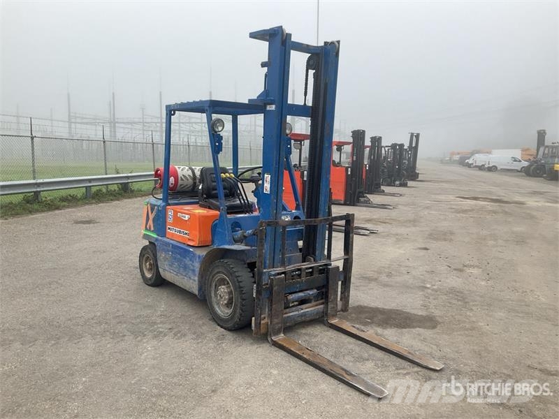 Mitsubishi FG25 2400 kg Forklift Вилични кари-повдигачи - други