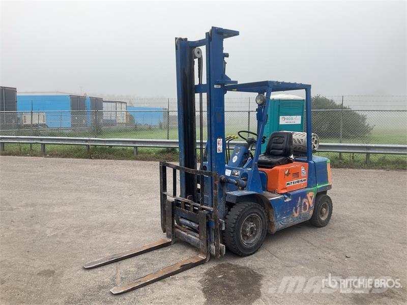 Mitsubishi FG25 2400 kg Forklift Вилични кари-повдигачи - други