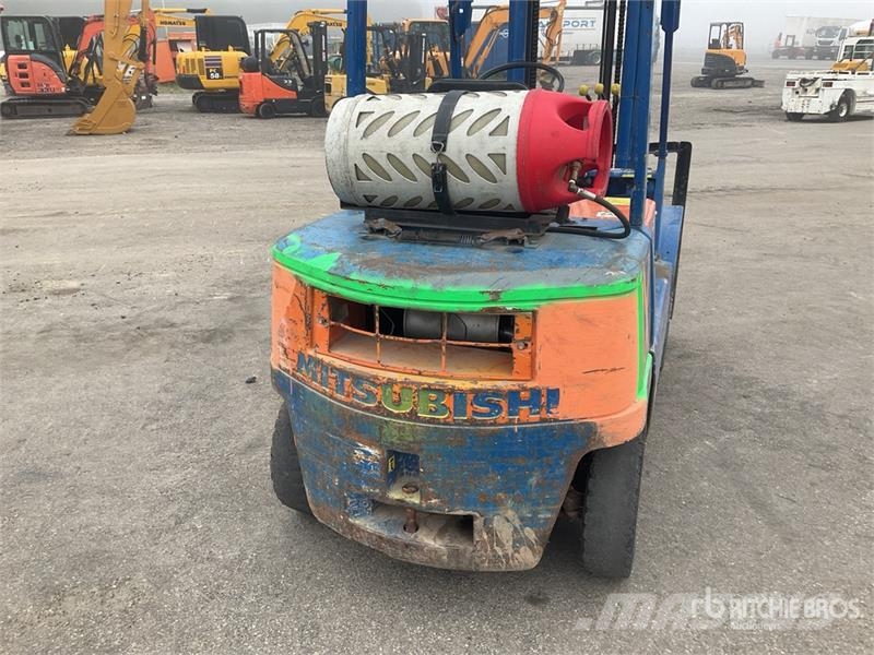 Mitsubishi FG25 2400 kg Forklift Вилични кари-повдигачи - други