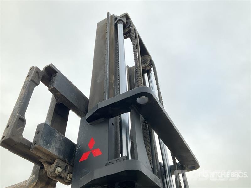 Mitsubishi FG25 2500 kg Chariot Elevateur Forklift Другие складские механизмы