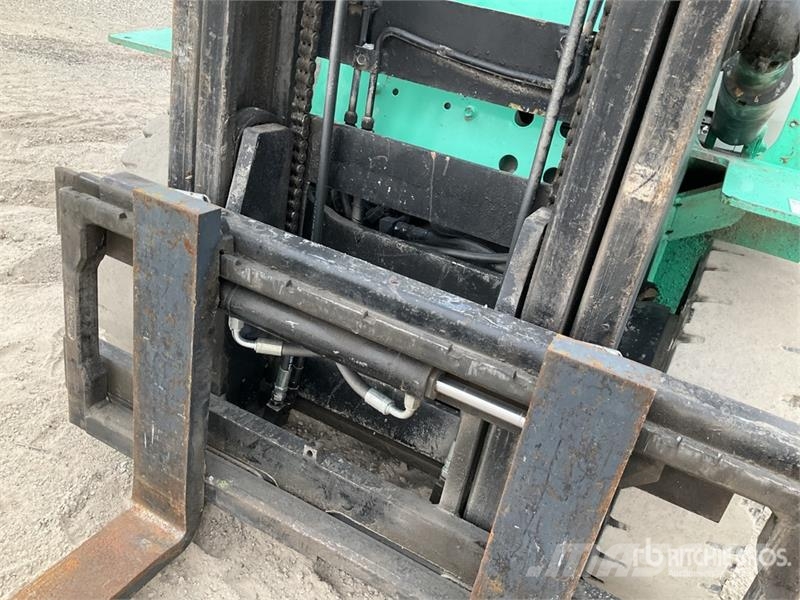 Mitsubishi FG25 2500 kg Chariot Elevateur Forklift Другие складские механизмы