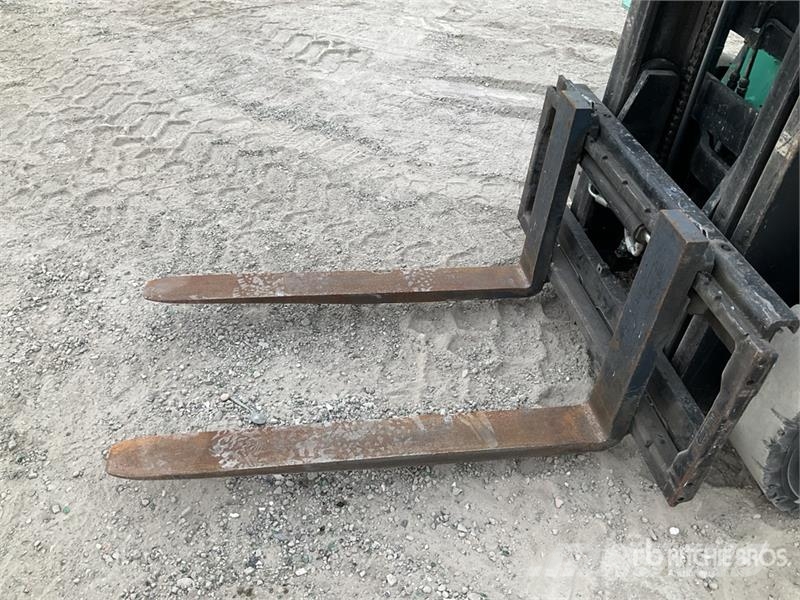 Mitsubishi FG25 2500 kg Chariot Elevateur Forklift Другие складские механизмы