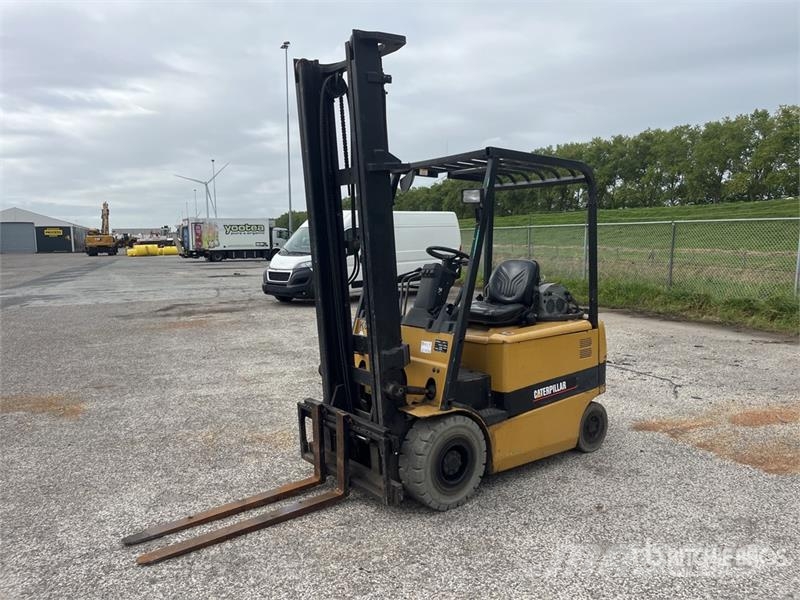 Mitsubishi Forklift (Inoperable) Forklift trucks - others