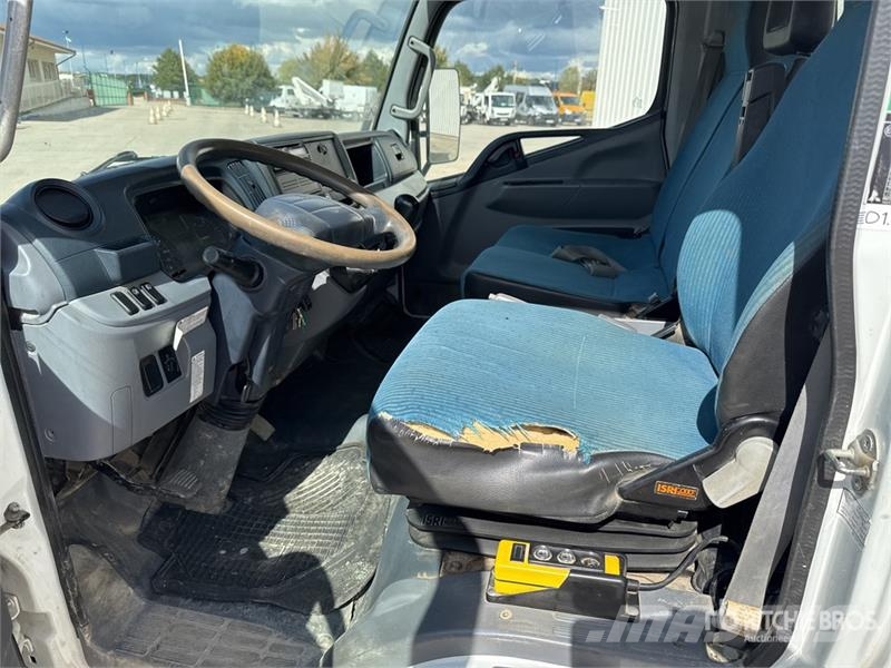 Mitsubishi Fuso Canter 3C13 Camion Benne Dump Truck Грузовики-Самосвалы