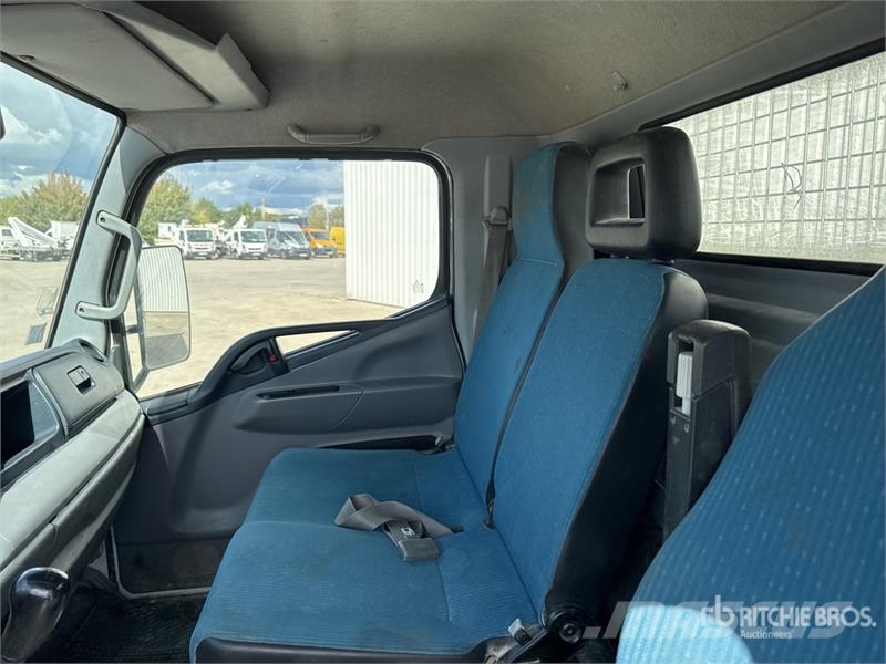 Mitsubishi Fuso Canter 3C13 Camion Benne Dump Truck Грузовики-Самосвалы