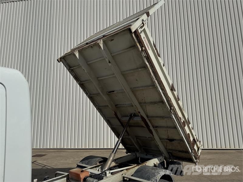 Mitsubishi Fuso Canter 3C13 Camion Benne Dump Truck Грузовики-Самосвалы