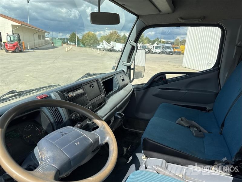 Mitsubishi Fuso Canter 3C13 Camion Benne Dump Truck Грузовики-Самосвалы