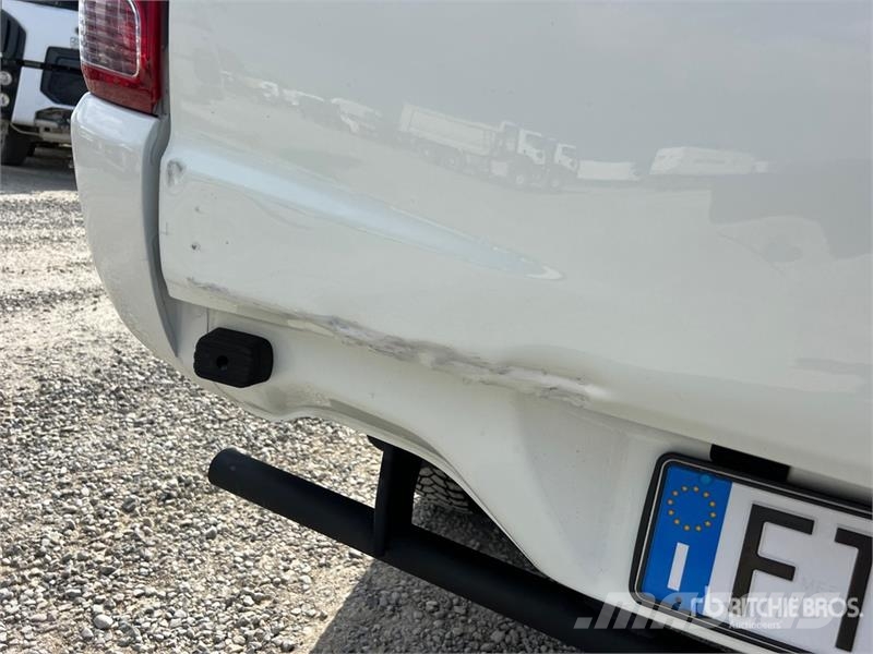 Mitsubishi L200 Otras furgonetas