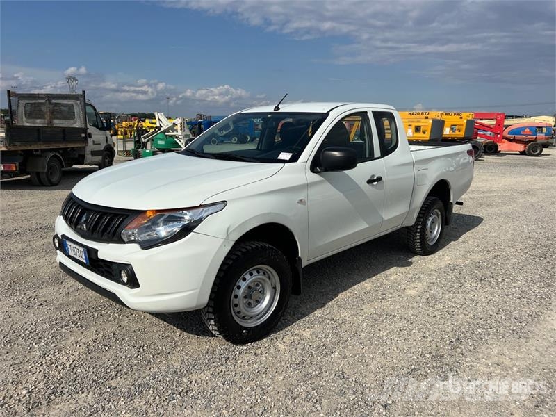 Mitsubishi L200 Otras furgonetas