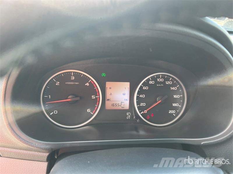 Mitsubishi L200 Otras furgonetas