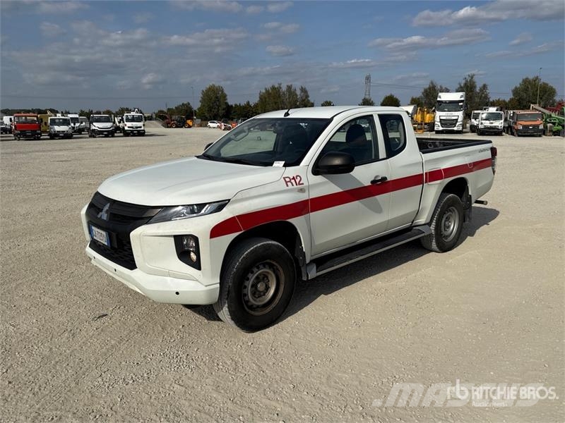 Mitsubishi L200 4x4 Pickup Інше