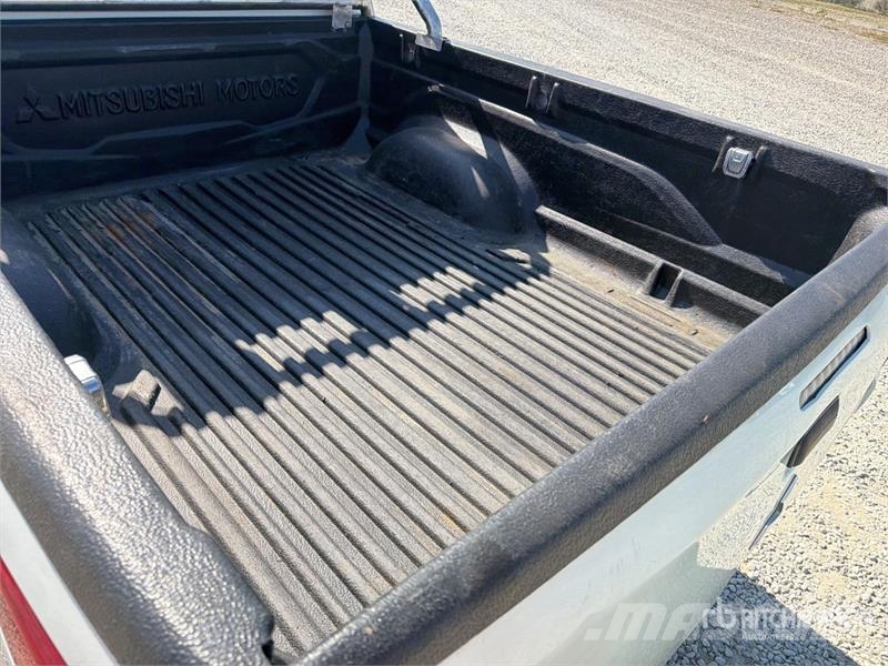 Mitsubishi L200 Pickup Άλλα Vans