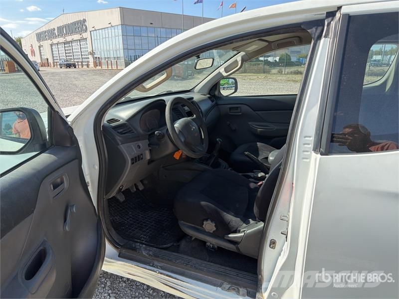 Mitsubishi L200 Pickup Άλλα Vans