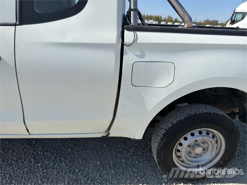 Mitsubishi L200 Pickup Άλλα Vans