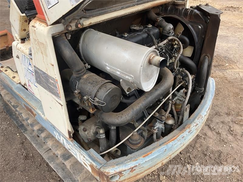 Mitsubishi ME15 Mini Excavator Mini bagri <7t