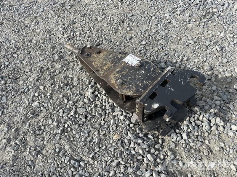 Montabert BRP30 Hydraulic Breaker مطارق / كسارات