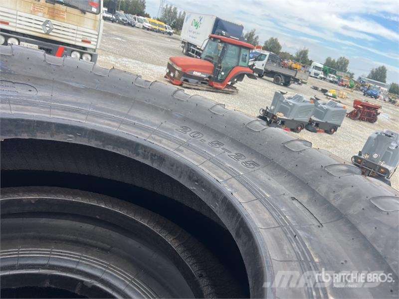 Montana of (4) Montana 20.5-25 E3/L3, TL Tires (U Tekerlekler
