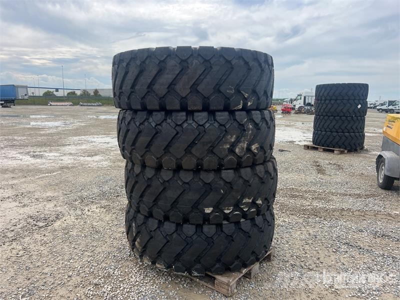 Montana of (4) Montana 20.5-25 E3/L3, TL Tires (U Tekerlekler