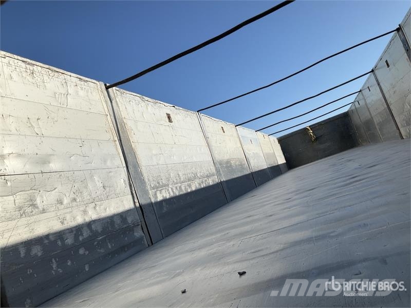 Montull SBA3S130SN Tri/A Aluminum End Dump Trailer Kipper
