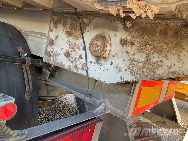 Montull SBA3S130SN Tri/A Aluminum End Dump Trailer Kipper