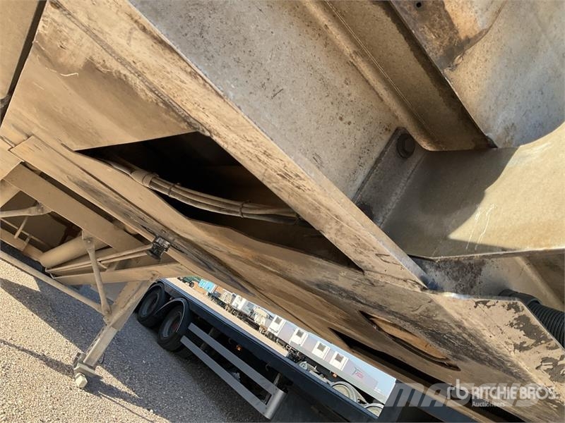 Montull SBA3S130SN Tri/A Aluminum End Dump Trailer Kipper