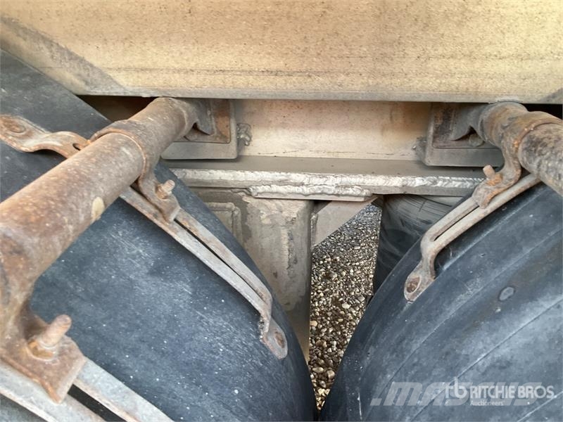 Montull SBA3S130SN Tri/A Aluminum End Dump Trailer Kipper