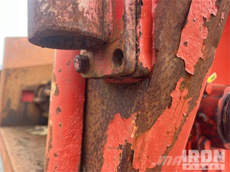 Morbark 3200 Tracked Wood Hog Horizontal Grinder معدات البناء - غير ذلك