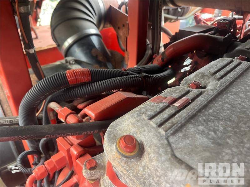 Morbark 3200 Tracked Wood Hog Horizontal Grinder معدات البناء - غير ذلك