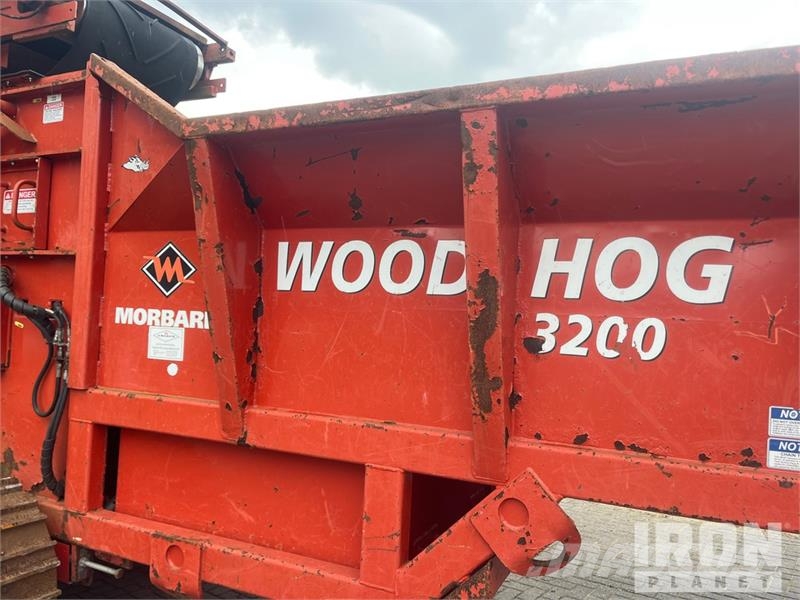 Morbark 3200 Tracked Wood Hog Horizontal Grinder معدات البناء - غير ذلك