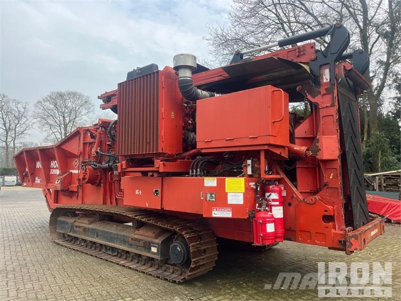 Morbark 3200 Tracked Wood Hog Horizontal Grinder معدات البناء - غير ذلك