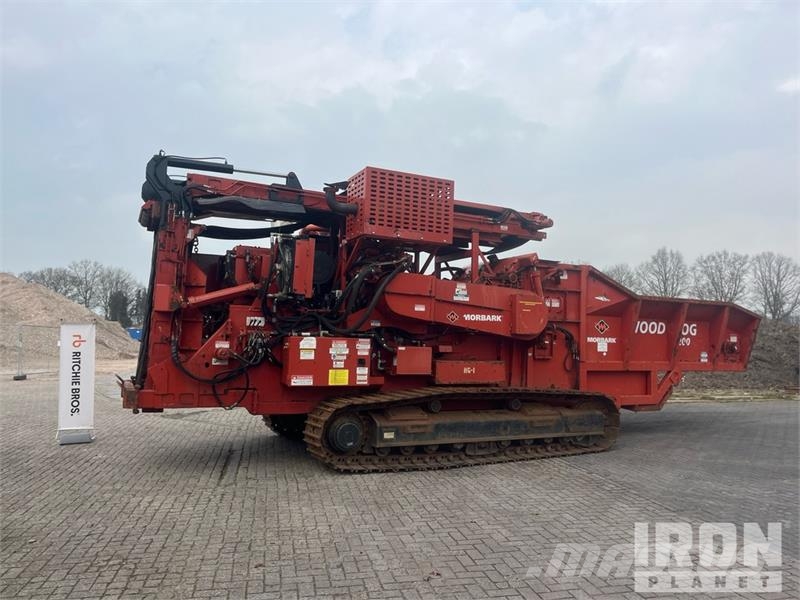 Morbark 3200 Tracked Wood Hog Horizontal Grinder معدات البناء - غير ذلك
