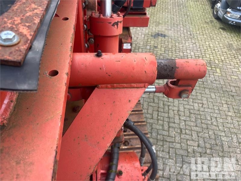 Morbark 3200 Tracked Wood Hog Horizontal Grinder معدات البناء - غير ذلك