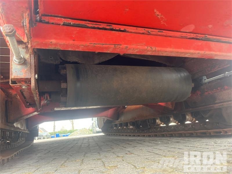 Morbark 3200 Tracked Wood Hog Horizontal Grinder معدات البناء - غير ذلك